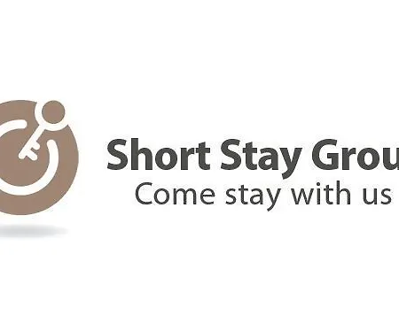 Short Group Park 4*